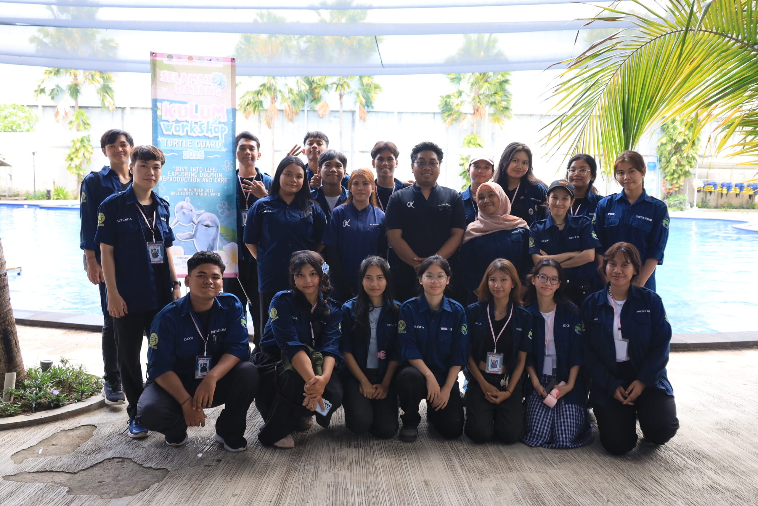 Dive Into Life: Kolaborasi Bali Exotic Marine Park dan Turtle Guard FKH Universitas Udayana dalam Eksplorasi Reproduksi & Kesejahteraan Lumba-Lumba